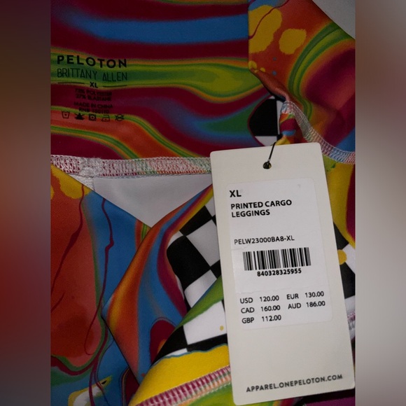 Brittany Allen x Peloton Printed Cargo Leggings - Picture 3 of 9